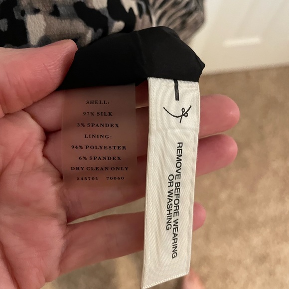 Ann Taylor Cap Sleeve Dress - Picture 2 of 5